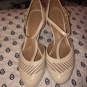 Comfortable work shoes